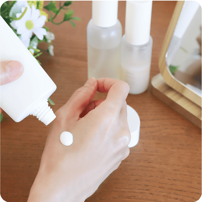 美容サロンで化粧品販売友だち約2,300人で月商150万円